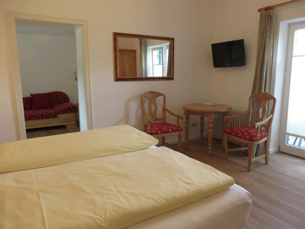 Hilleprandt - Adults Only Aparthotel Garmisch-Partenkirchen Exterior photo